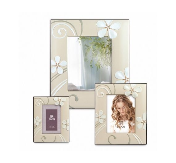 Egan Flowers Daisies white photo holder with mirror