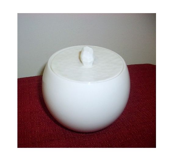 Narumi Hammered white bowl