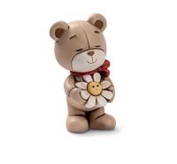 Egan figurine Oliver with daisy