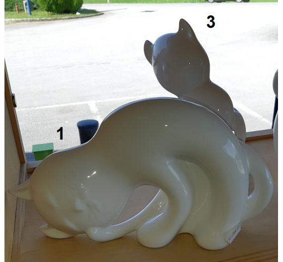 Japanese white cat Bassano ceramics
