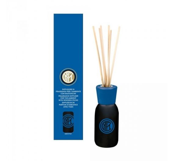 Inter fragrance diffuser with sticks